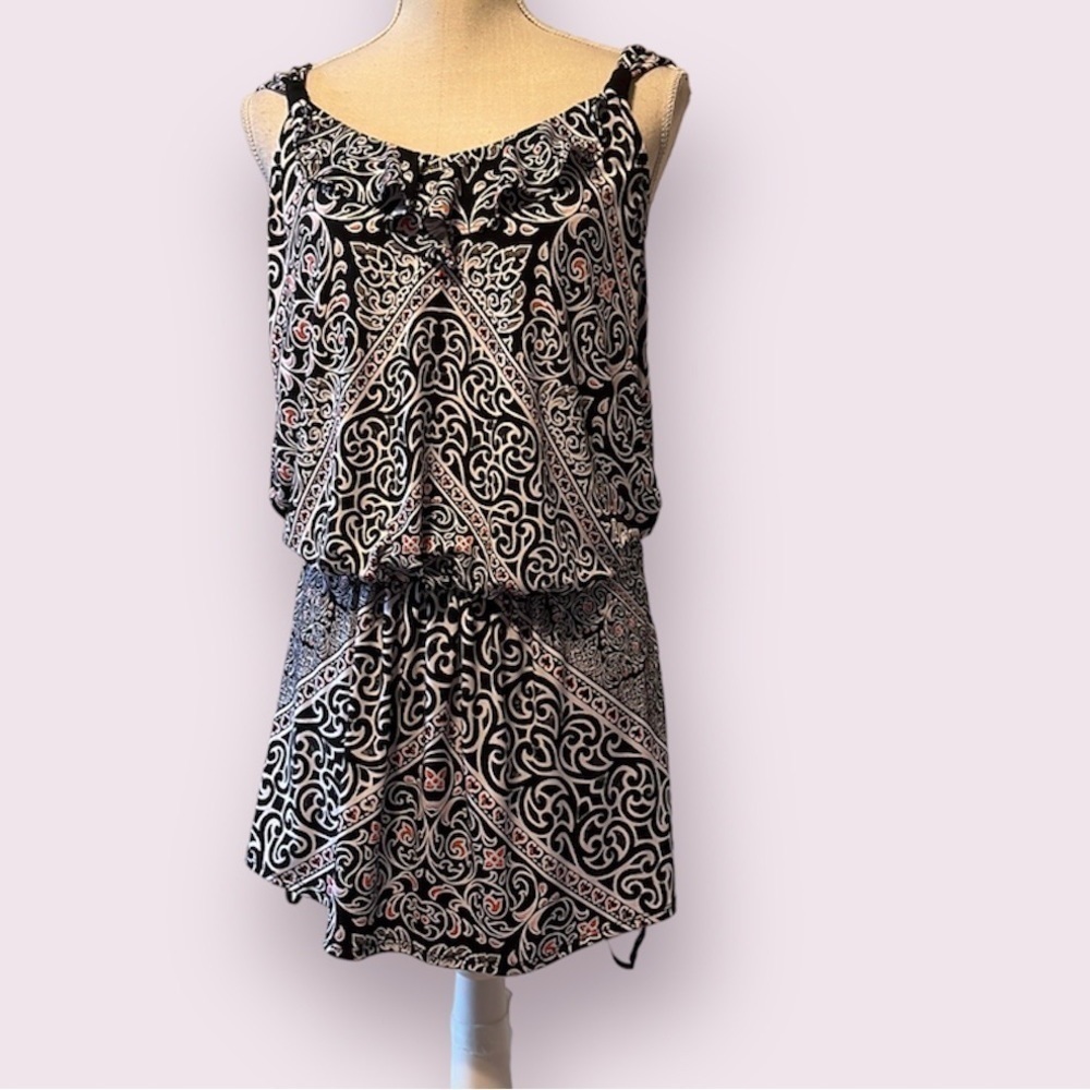 White House Black Market sleeveless tunic top . Sz M